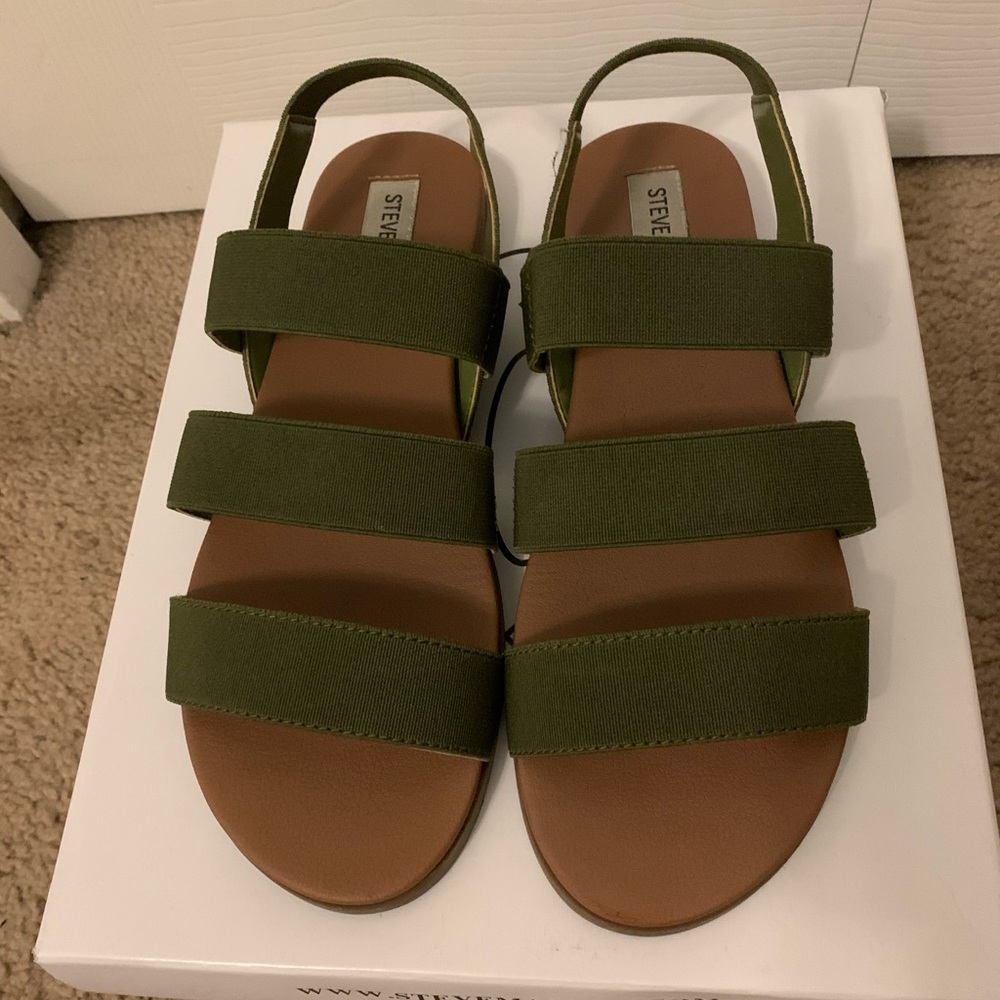 Steve Madden Green Sandals